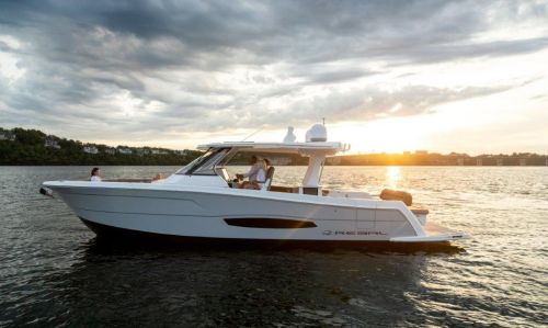 Regal 38 Surf