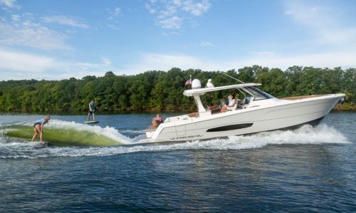 Regal 38 Surf