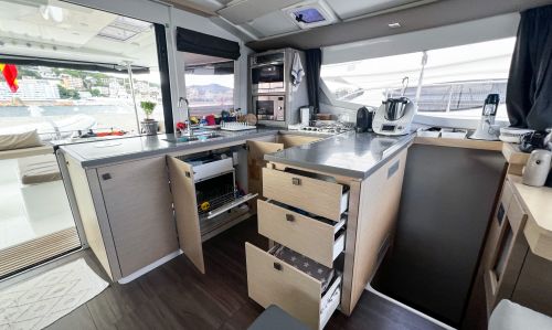 FOUNTAINE PAJOT HELIA 44 MAESTRO